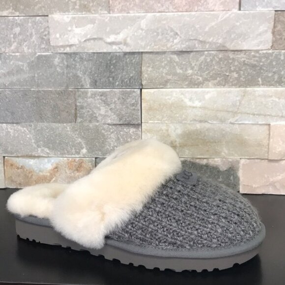 UGG Women's Cozy Slipper - Picture 3 of 5